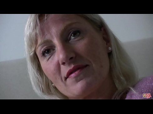 ❤️ La mère que nous avons tous baisée ... Madame, tenez-vous bien ! ️❌ Porno at us ❤